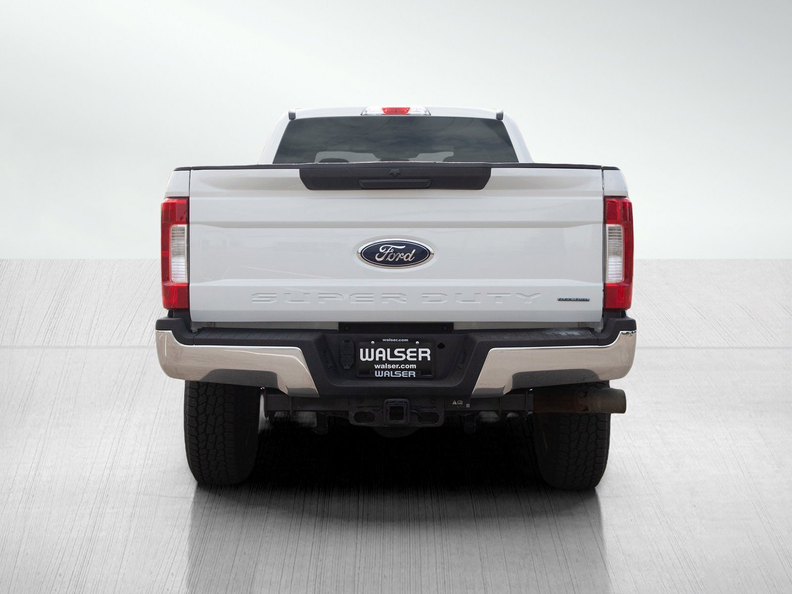 Used 2018 Ford F350 XLT AWD/4WD image 4
