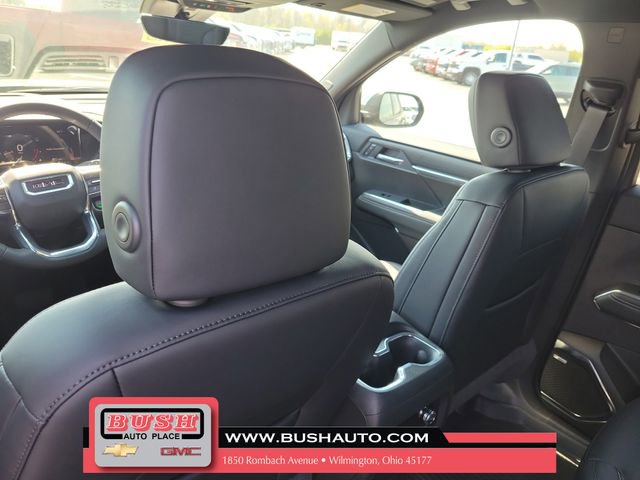 New 2026 GMC Acadia Elevation image 17