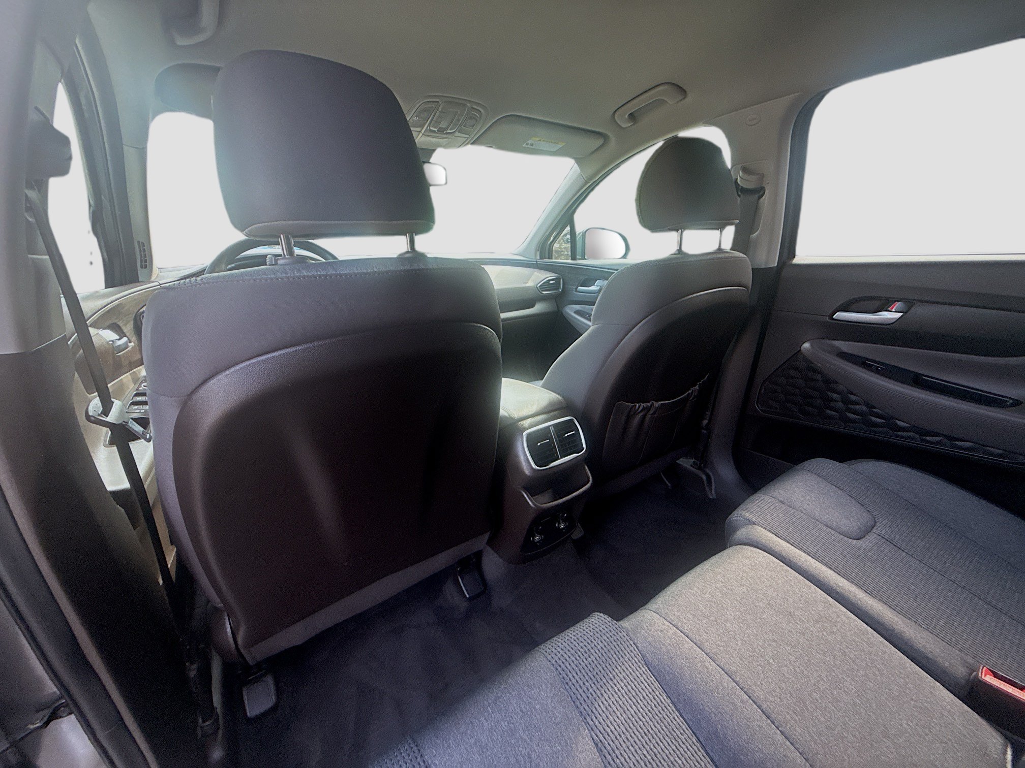 Used 2019 Hyundai Santa Fe SE FWD image 22