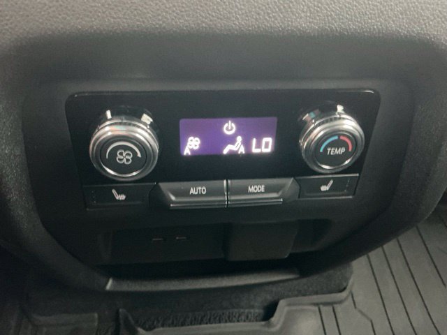 Used 2025 GMC Acadia Denali w/ Super Cruise Package FWD image 24