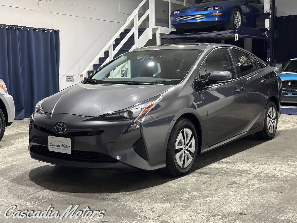 Used 2018 Toyota Prius Four w/ Advanced Technology Package FWD image 4