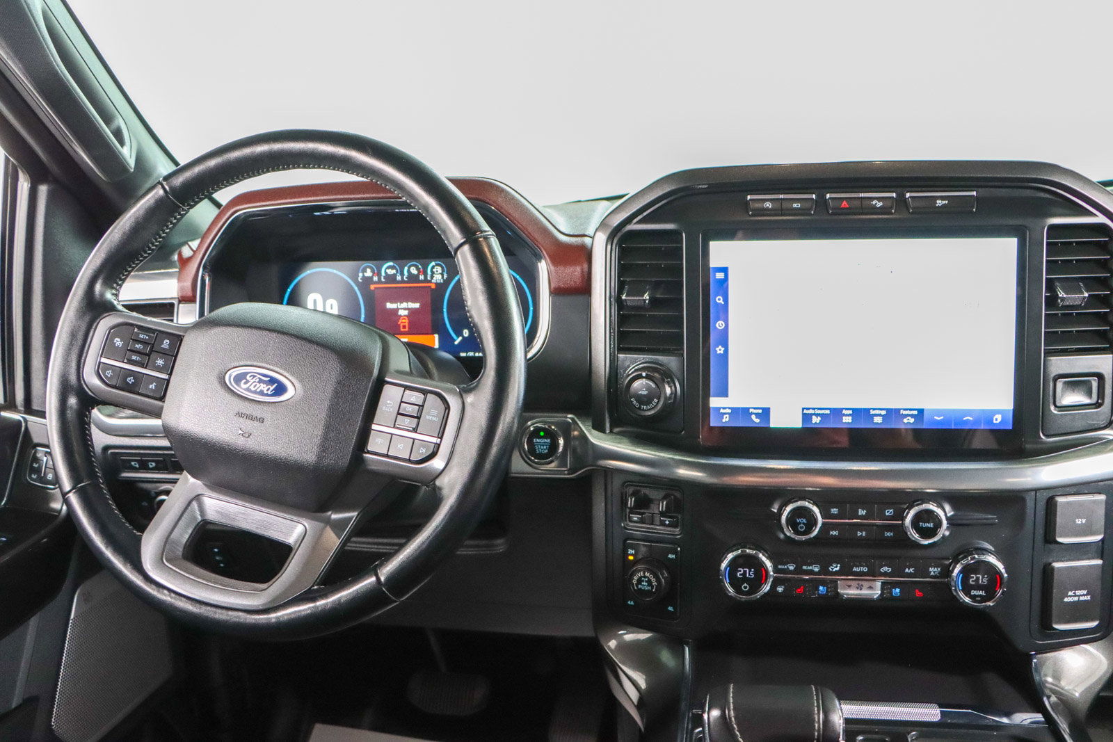 Used 2021 Ford F150 Lariat w/ Equipment Group 502A High image 18