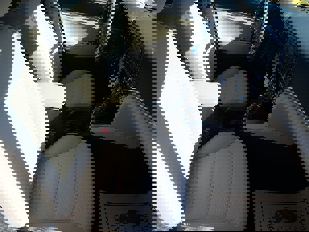 Used 2020 Hyundai Elantra SE w/ Convenience Package (C2) image 17