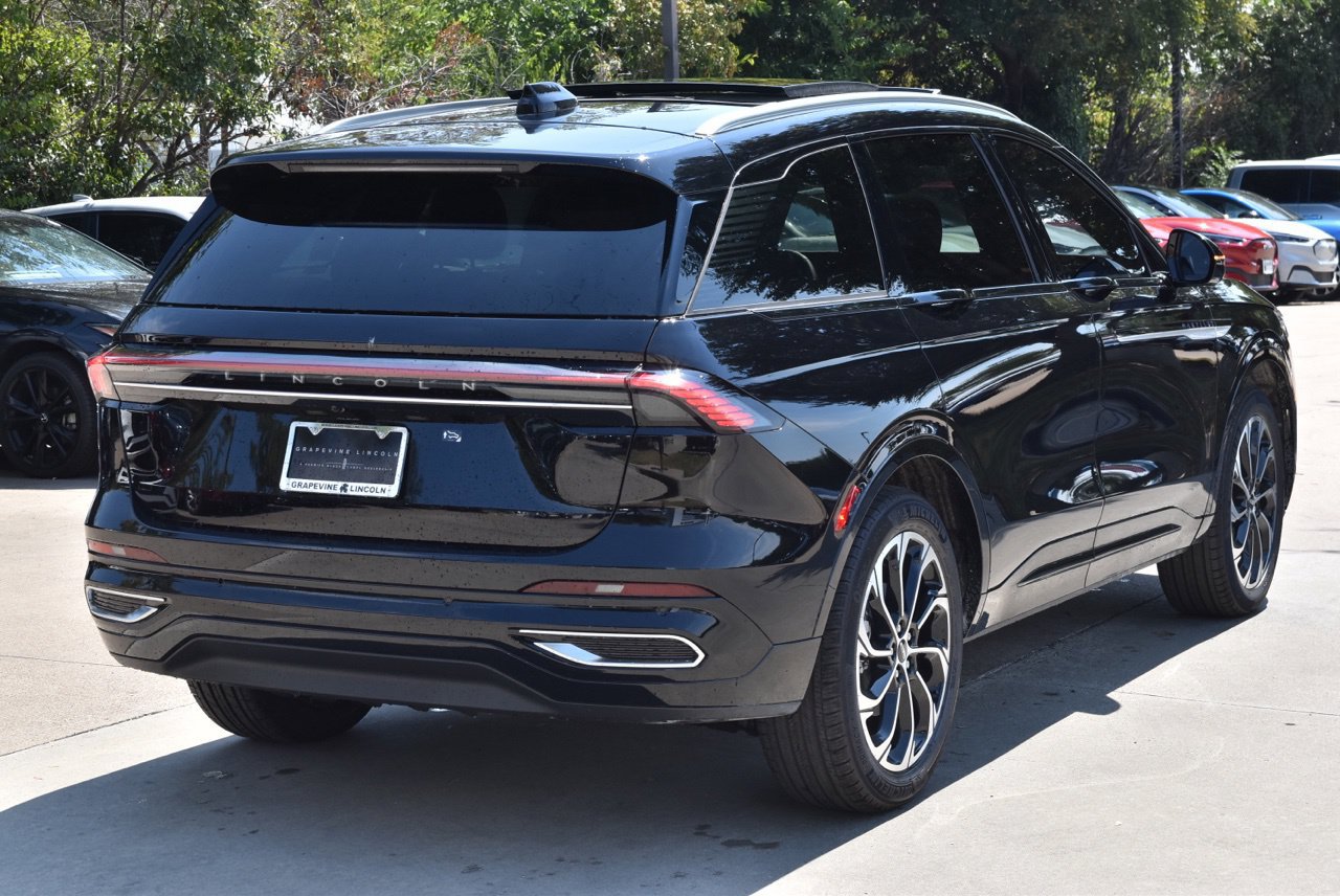 New 2026 Lincoln Nautilus Reserve AWD/4WD image 7