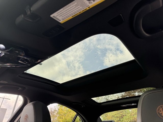 New 2025 Alfa Romeo Giulia AWD w/ Driving Assist Package image 26