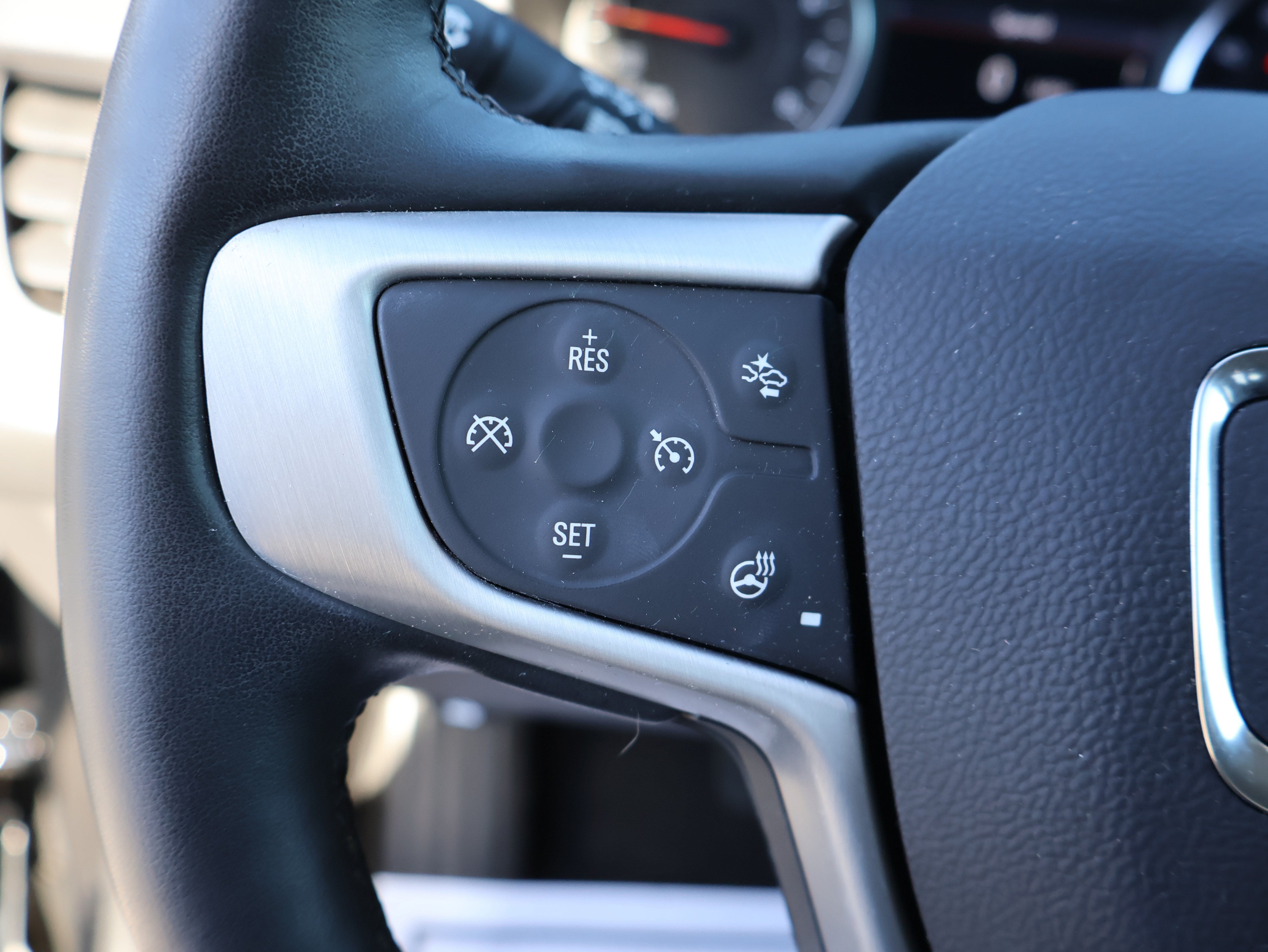 Used 2023 GMC Terrain SLT w/ Elevation Edition AWD/4WD image 27
