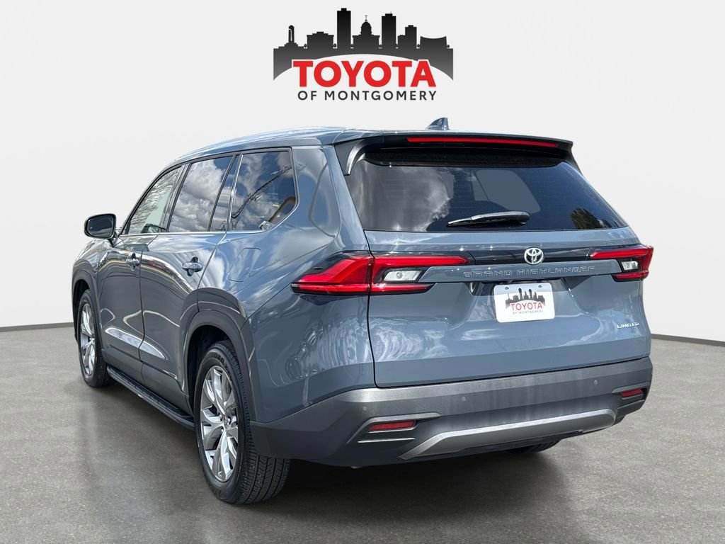 Used 2024 Toyota Grand Highlander Limited image 6
