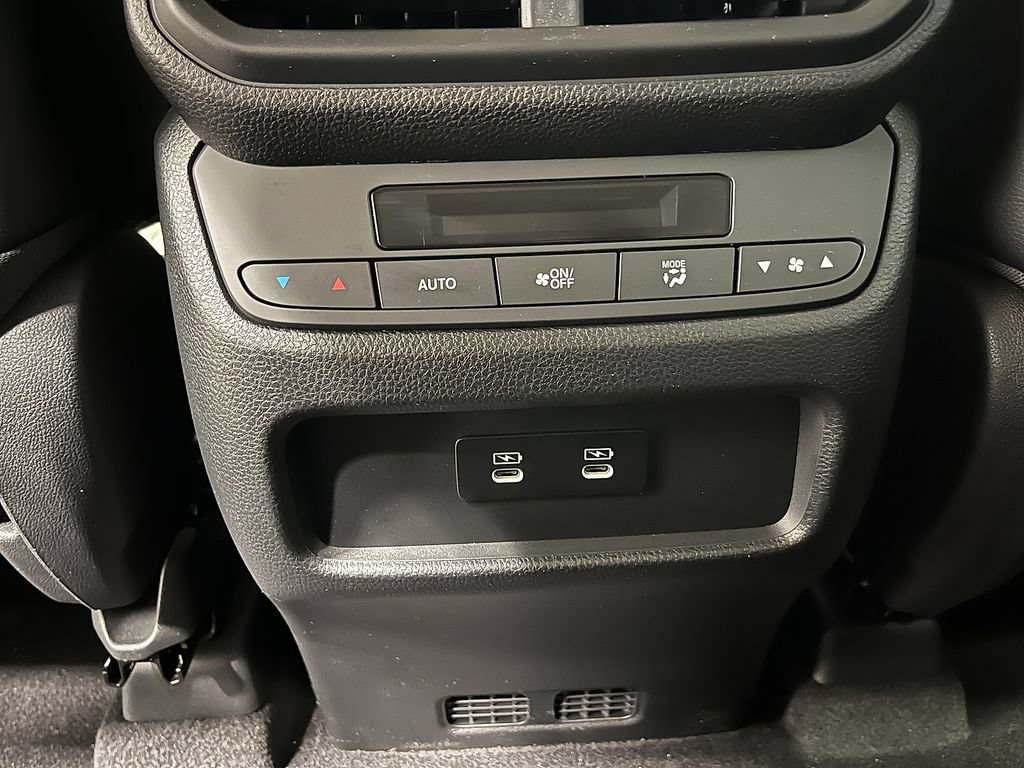 New 2026 Honda Pilot Touring image 24