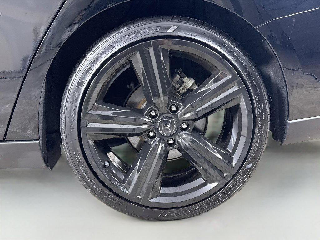 Used 2024 Honda Accord Sport image 31