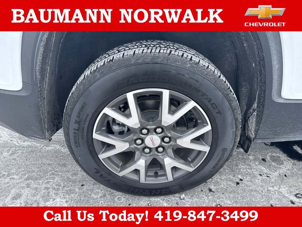 Used 2023 GMC Acadia SLE AWD/4WD image 15