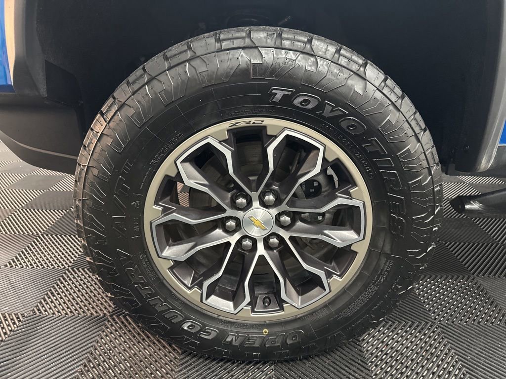 Used 2021 Chevrolet Colorado ZR2 AWD/4WD image 37