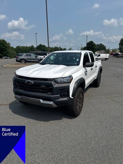 Used 2023 Chevrolet Colorado Trail Boss AWD/4WD image 3
