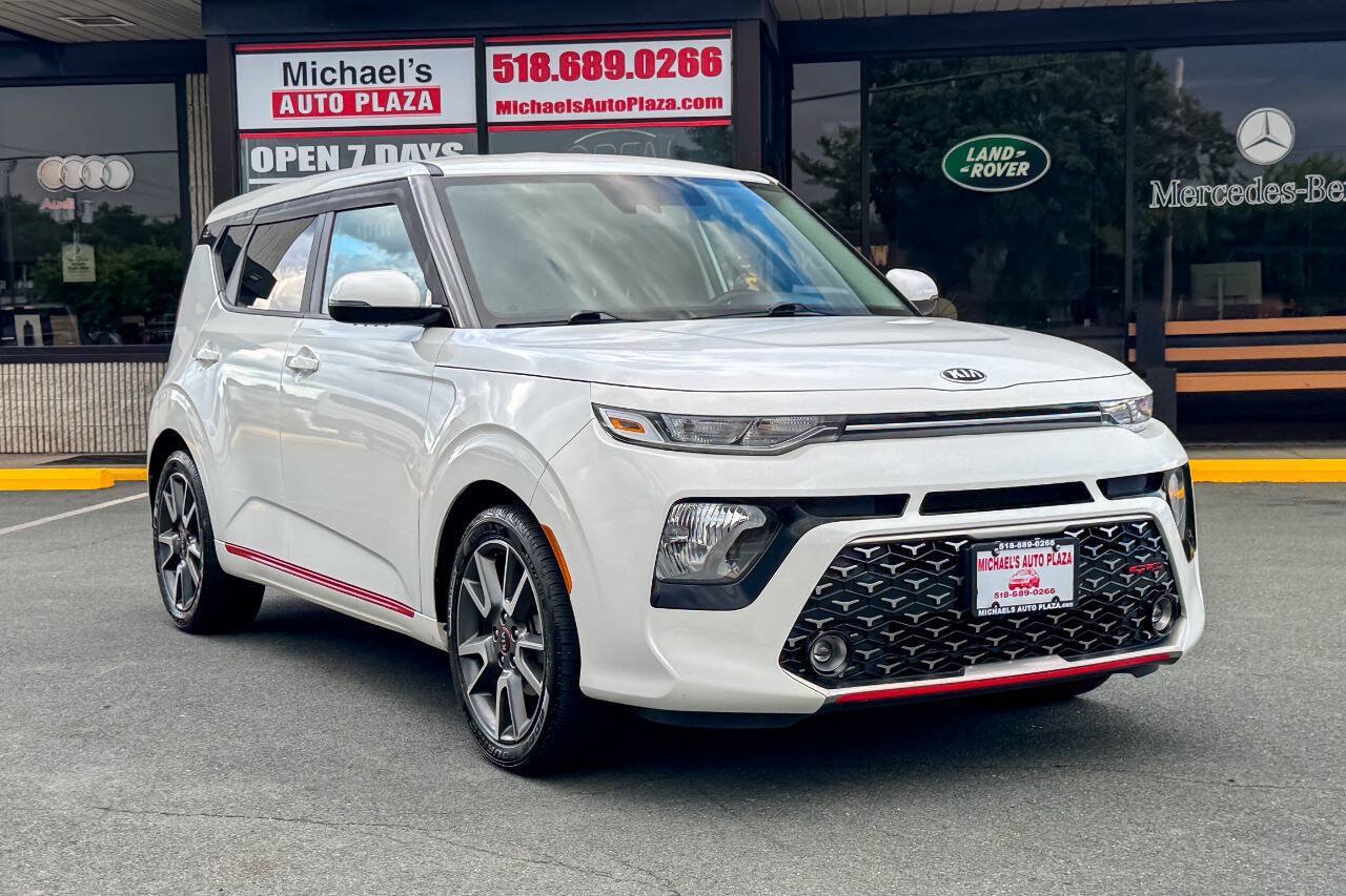 Used 2020 Kia Soul GT-Line FWD image 1