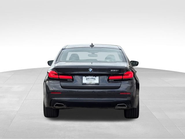 Used 2023 BMW 530i w/ Convenience Package RWD image 6