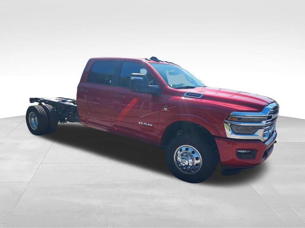 New 2027 RAM 3500 Big Horn w/ Laramie Trim Package AWD/4WD image 7