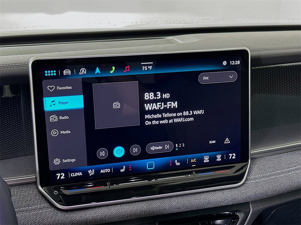 New 2025 Volkswagen Tiguan S image 13