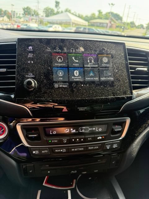 Used 2022 Honda Pilot Touring image 10