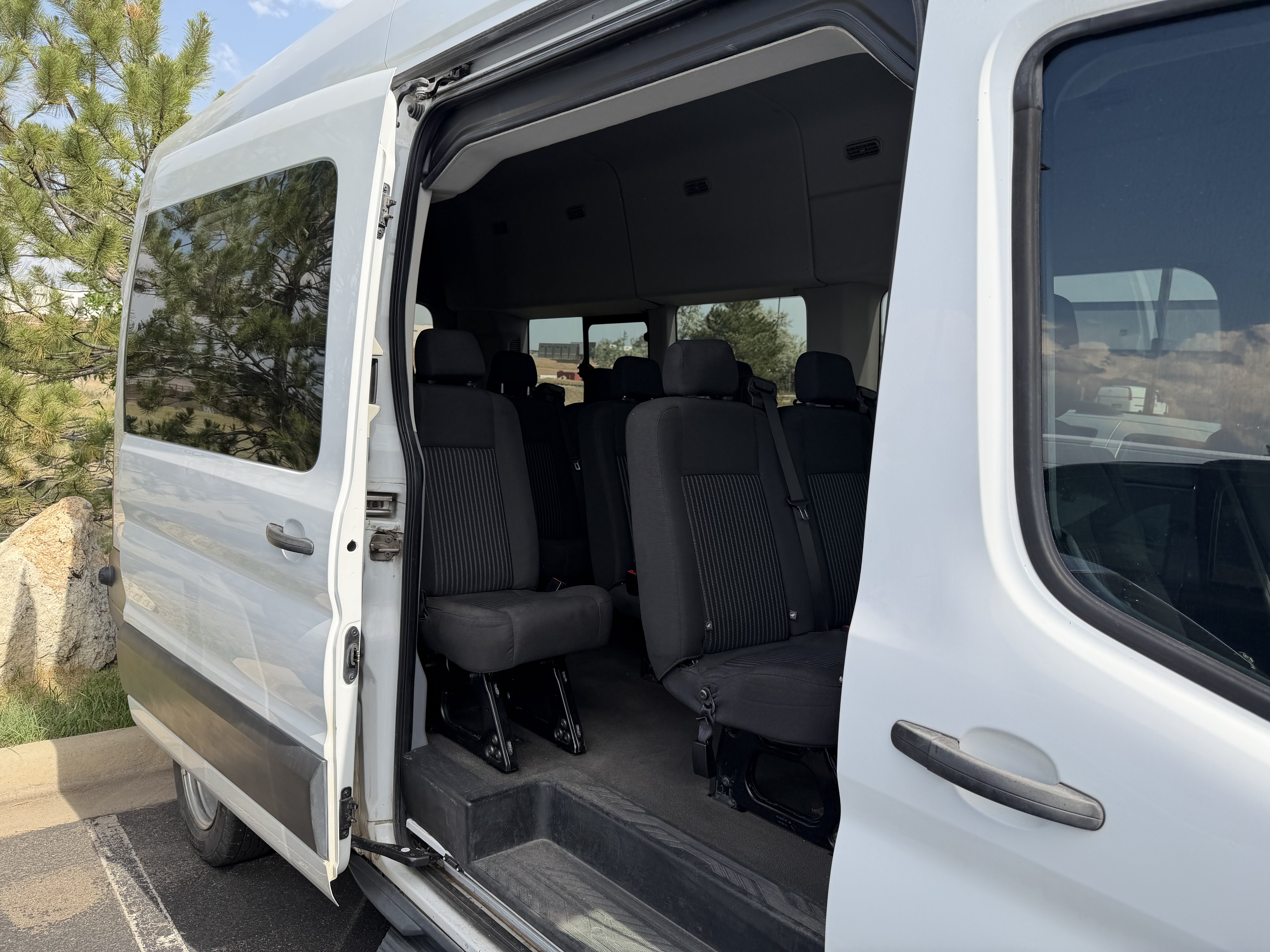 Used 2015 Ford Transit 350 XL RWD image 5