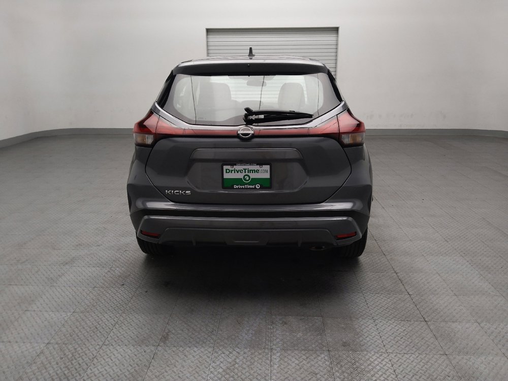 Used 2024 Nissan Kicks S FWD image 7