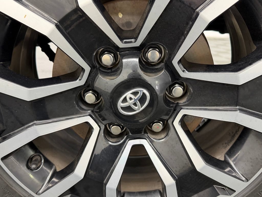 Certified 2023 Toyota Tacoma TRD Sport AWD/4WD image 17