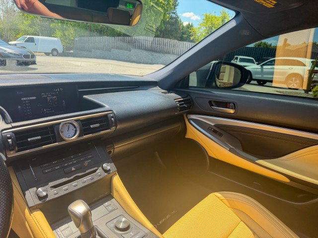 Used 2016 Lexus RC 200t RWD image 7