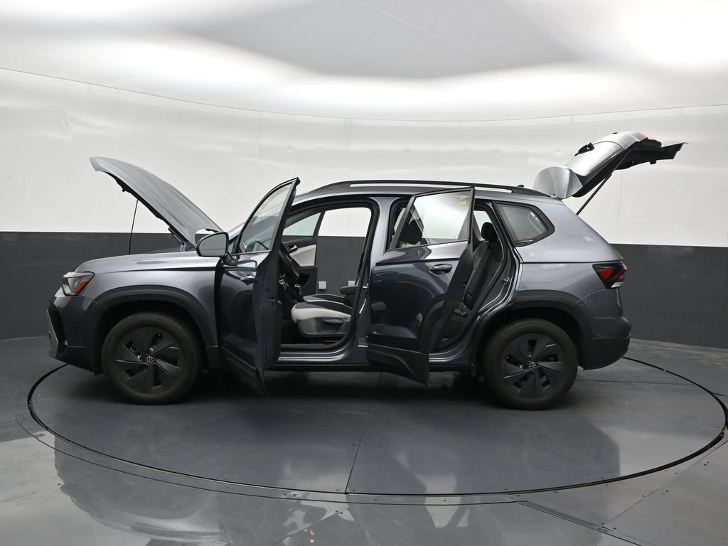 Used 2026 Volkswagen Taos S FWD image 32