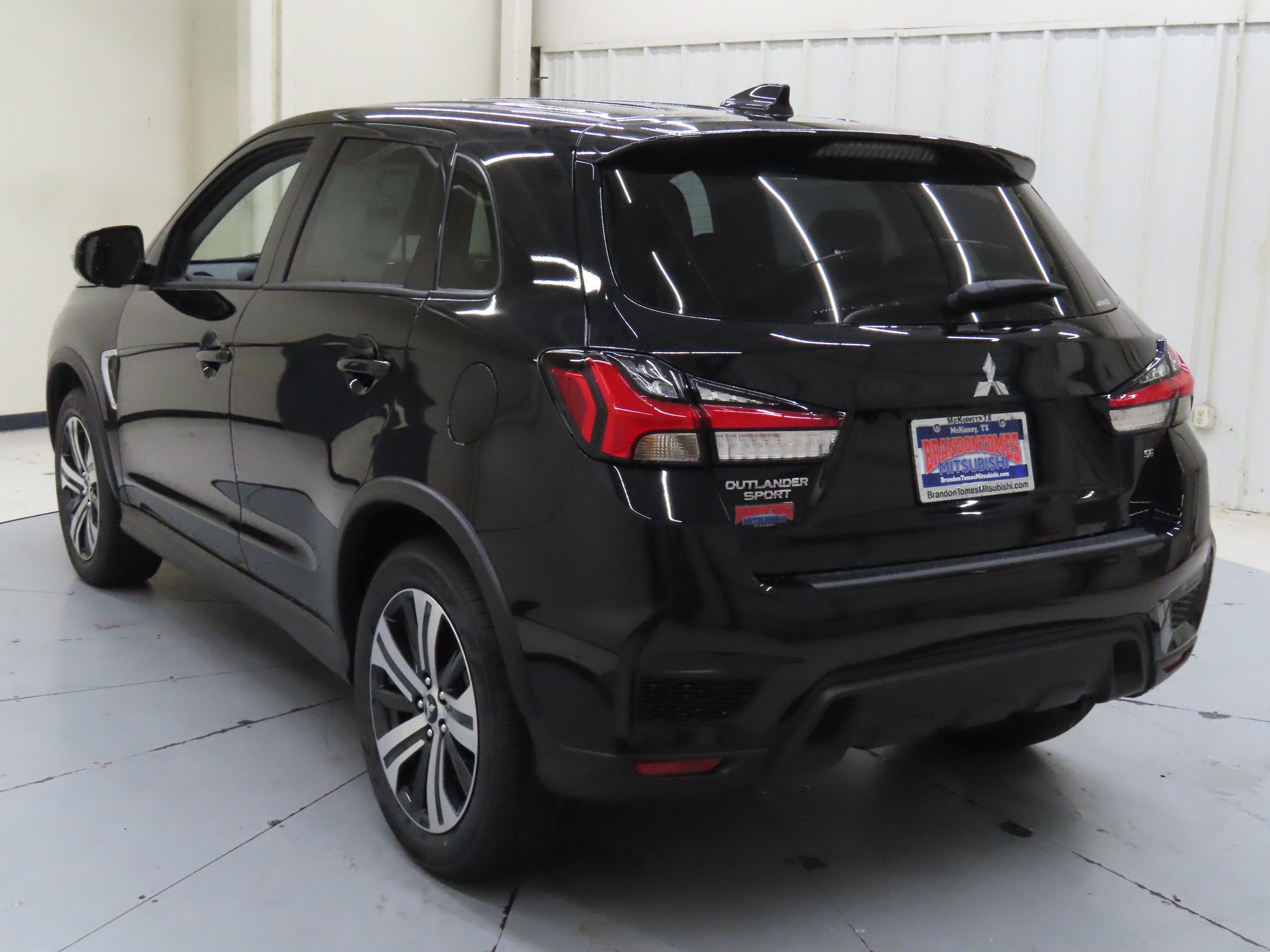 New 2025 Mitsubishi Outlander Sport SE image 5