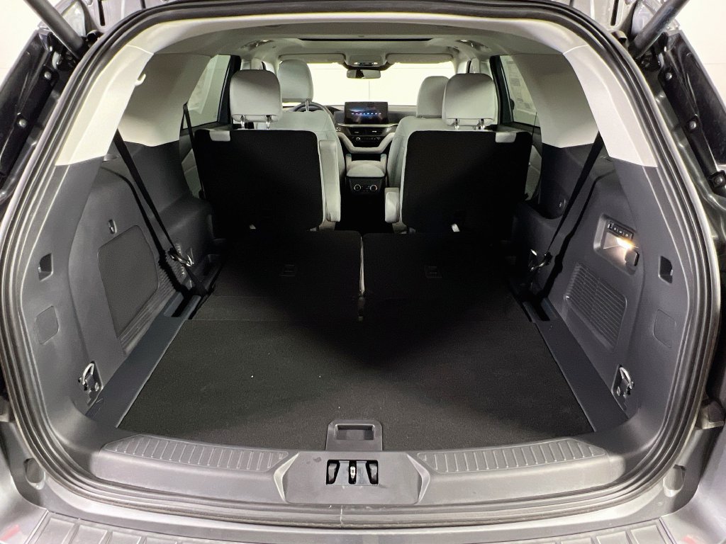New 2026 Ford Explorer Platinum w/ LUX Leather Package AWD/4WD image 14