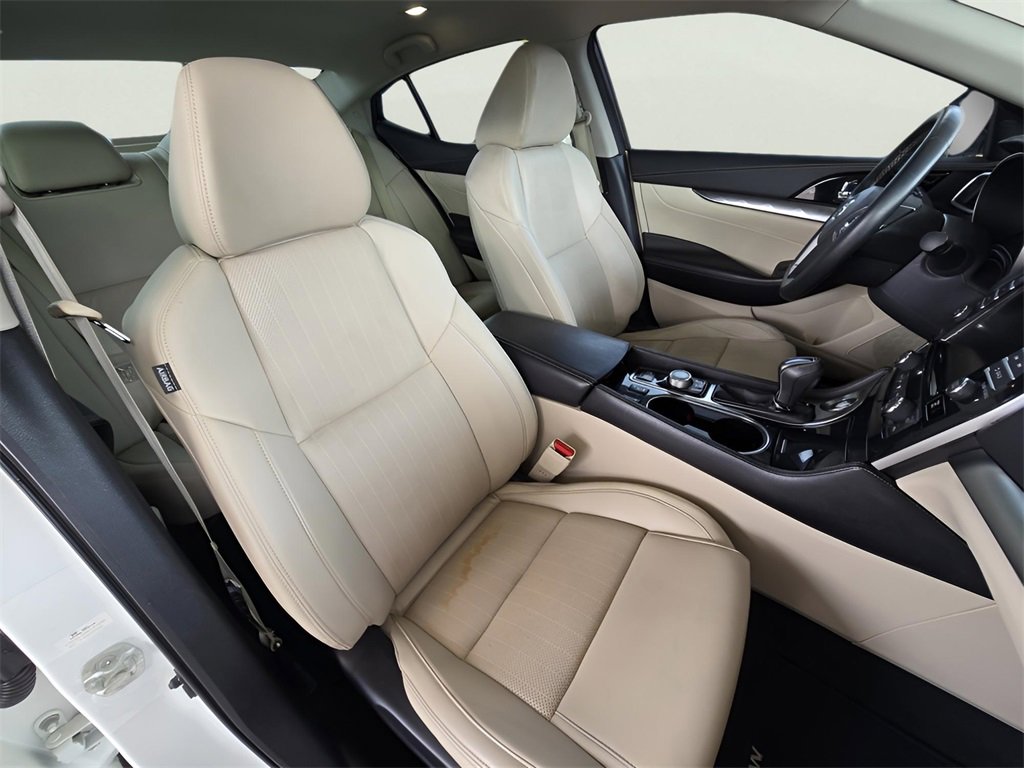 Used 2020 Nissan Maxima 3.5 SV w/ Illumination Package image 3