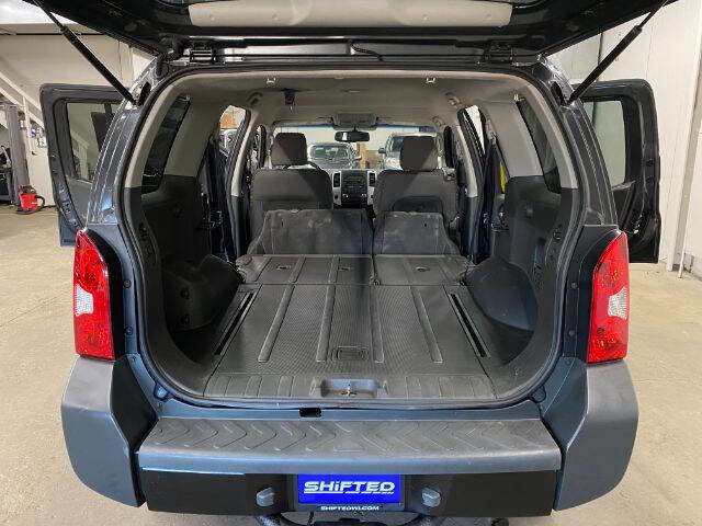 Used 2012 Nissan Xterra PRO-4X AWD/4WD image 15