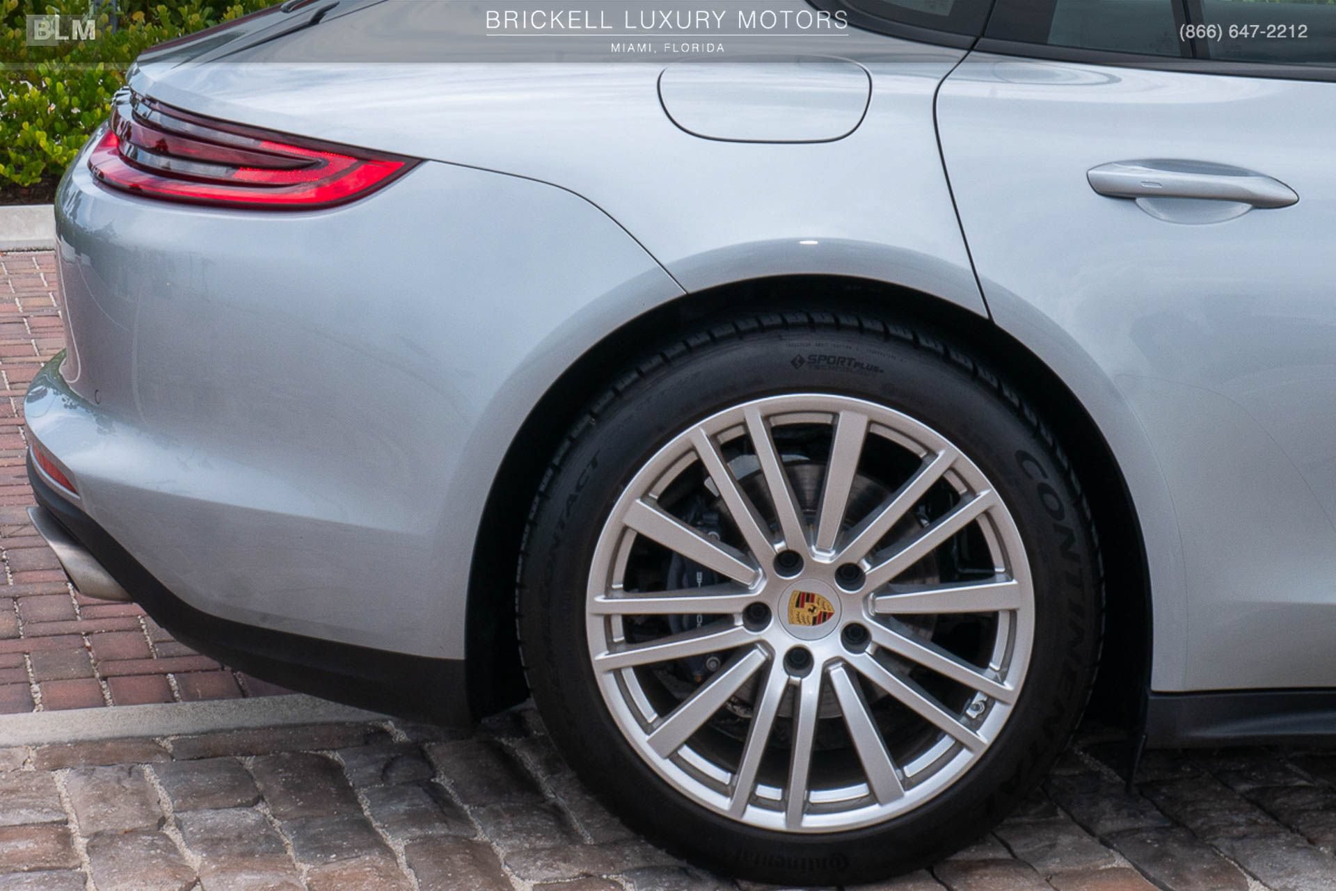 Used 2019 Porsche Panamera RWD image 50