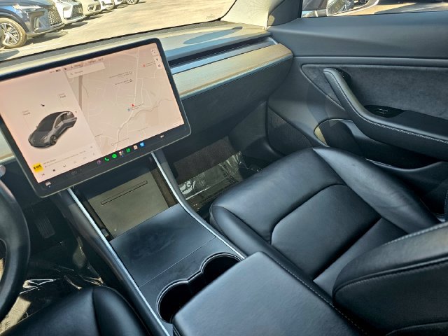 Used 2018 Tesla Model 3 Long Range RWD image 34