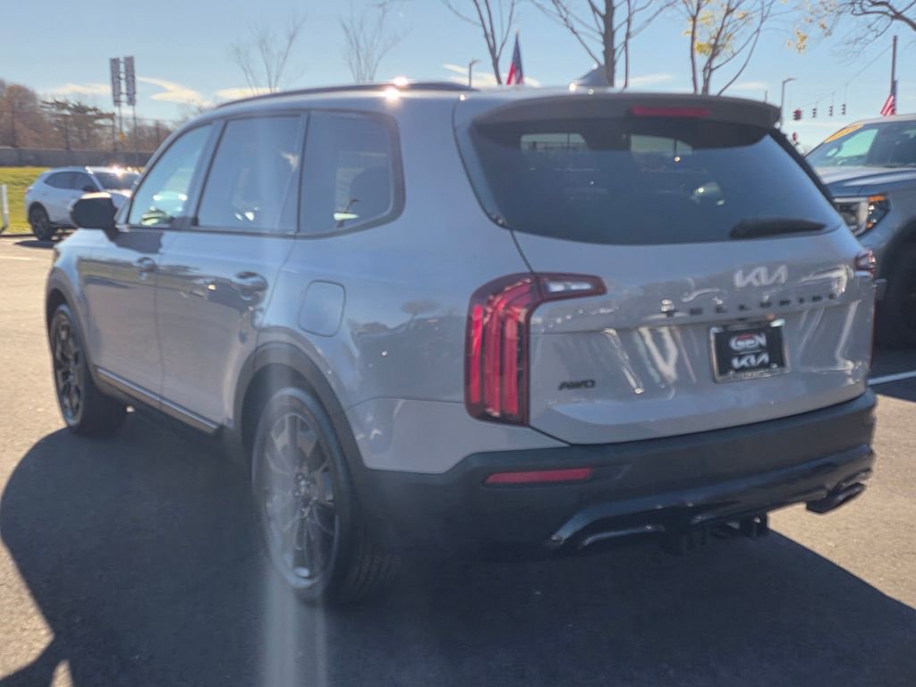 Used 2022 Kia Telluride EX w/ EX Premium Package image 5