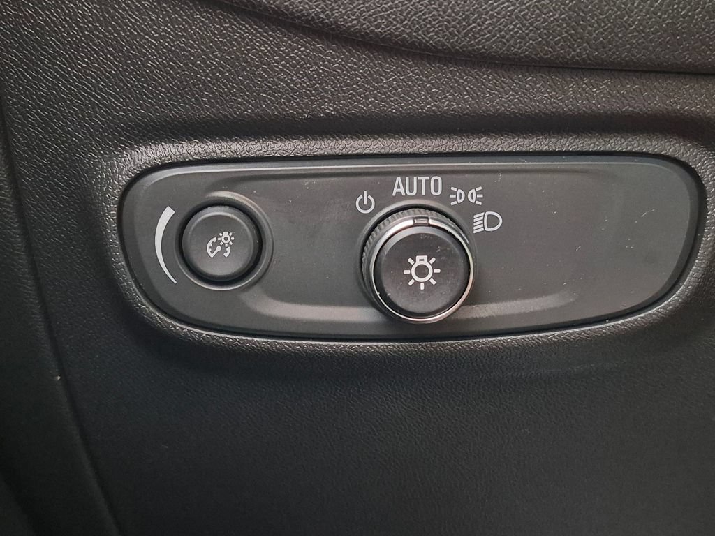 Used 2024 Chevrolet Equinox RS AWD/4WD image 16
