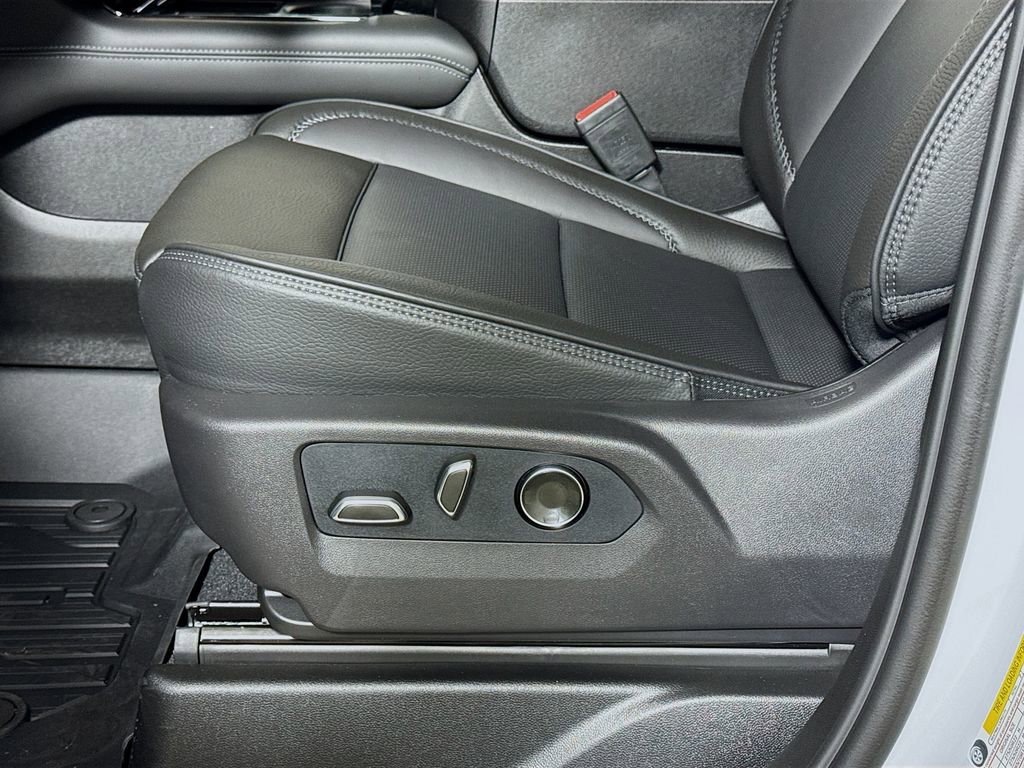 New 2026 GMC Yukon XL Denali w/ Sun & Power Step Package image 17