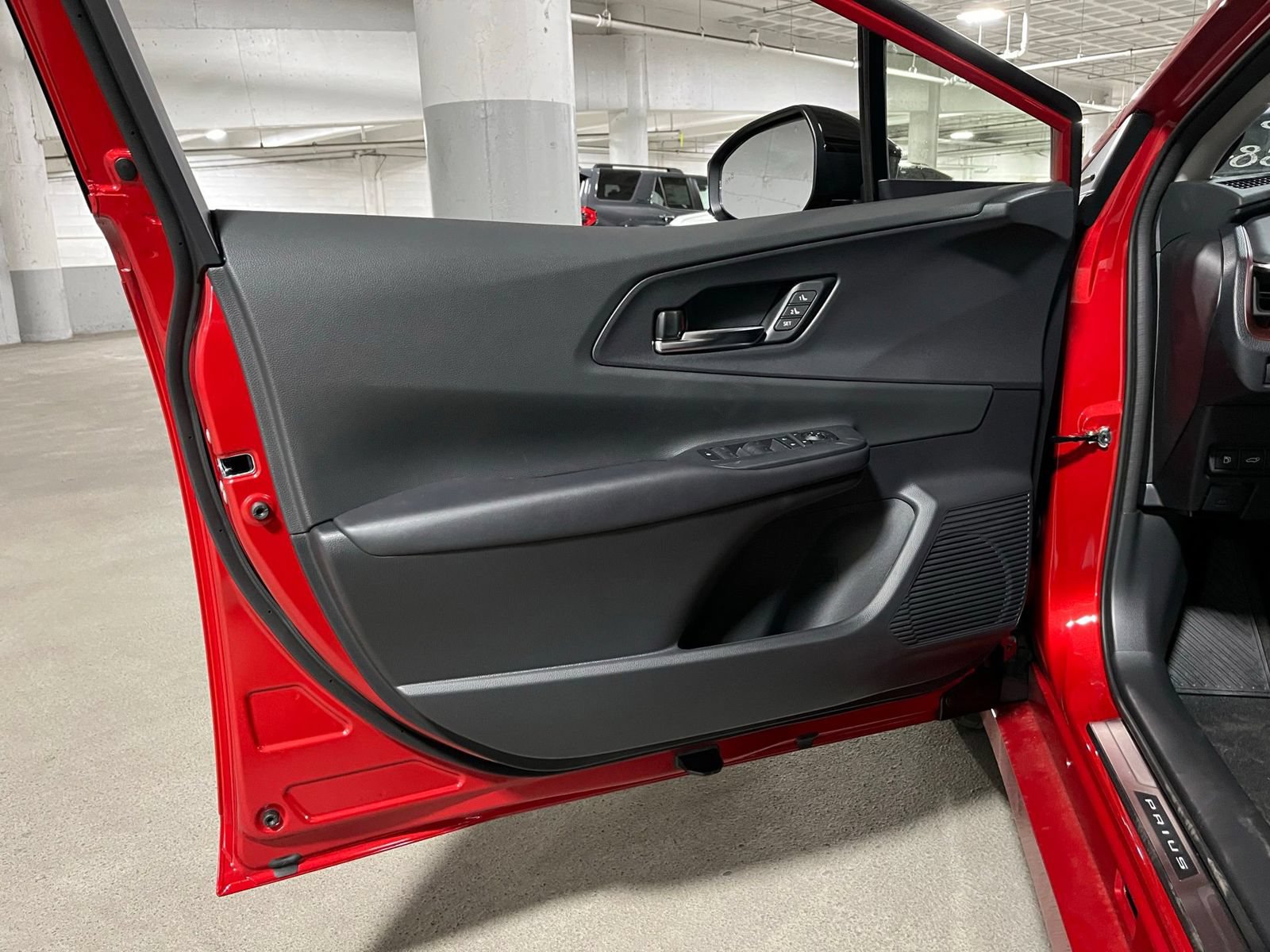 New 2026 Toyota Prius Plug-In Hybrid FWD image 16