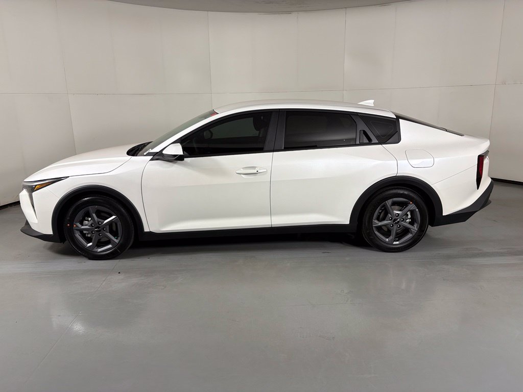 New 2026 Kia K4 FWD image 5