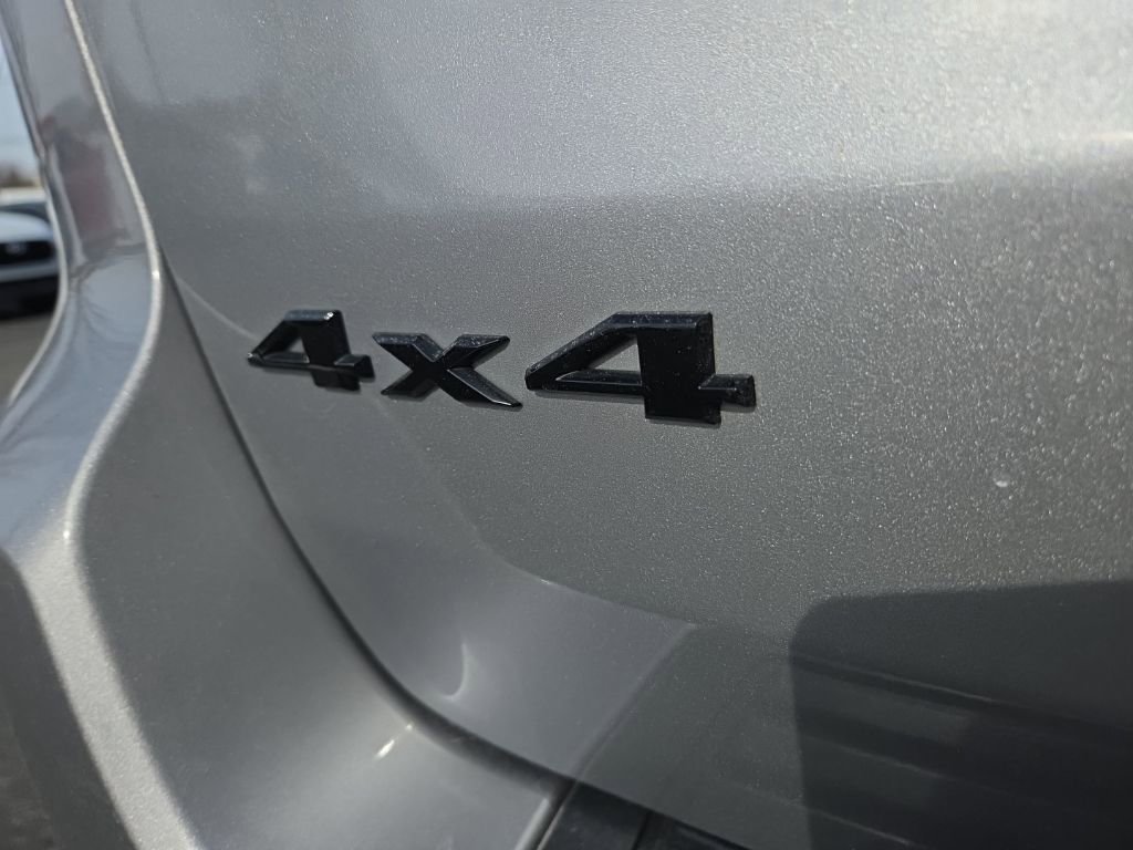 Used 2019 Jeep Grand Cherokee Altitude image 11