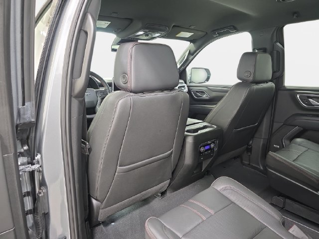 Used 2024 Chevrolet Tahoe RST w/ Luxury Package AWD/4WD image 12