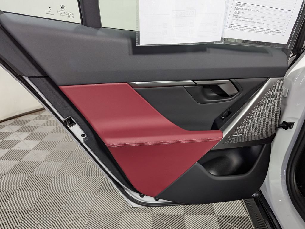 Used 2025 BMW 530i xDrive w/ M Sport Package image 42