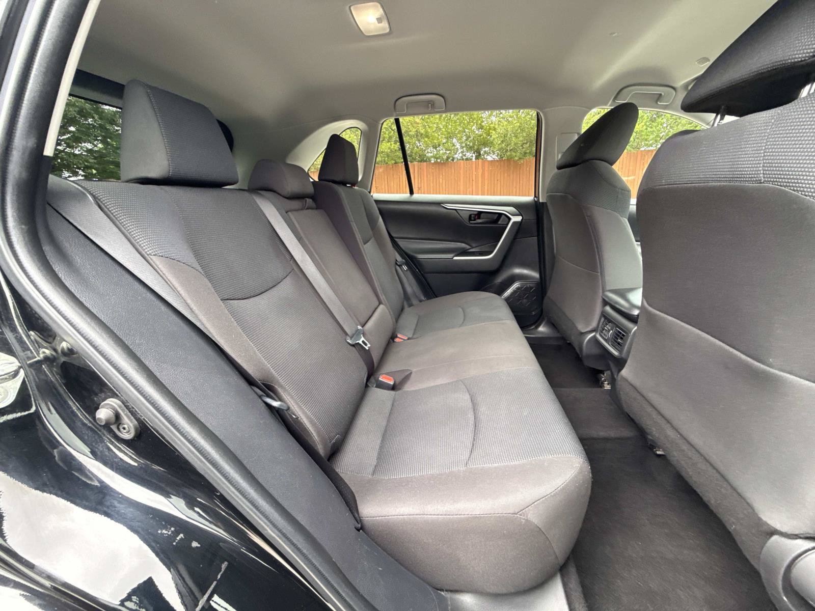 Used 2023 Toyota RAV4 LE FWD image 15