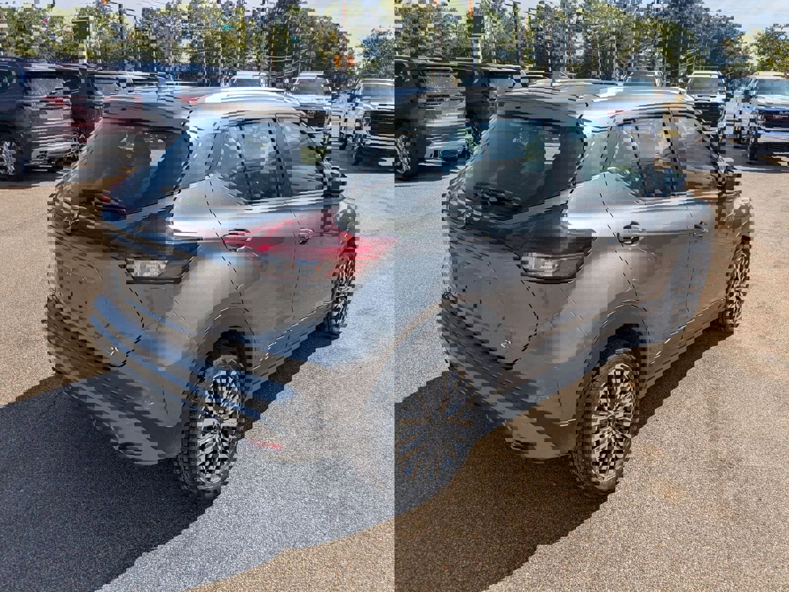 Used 2024 Nissan Kicks SV image 34