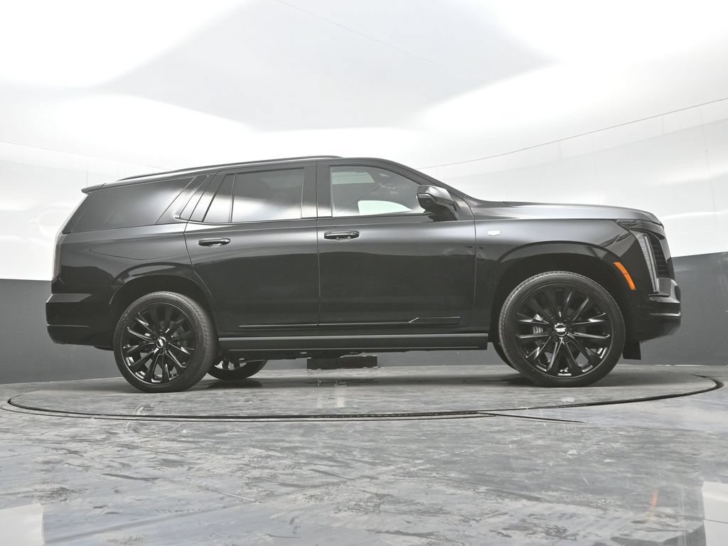 New 2026 Cadillac Escalade Platinum Sport w/ LPO, ONYX Package AWD/4WD image 33