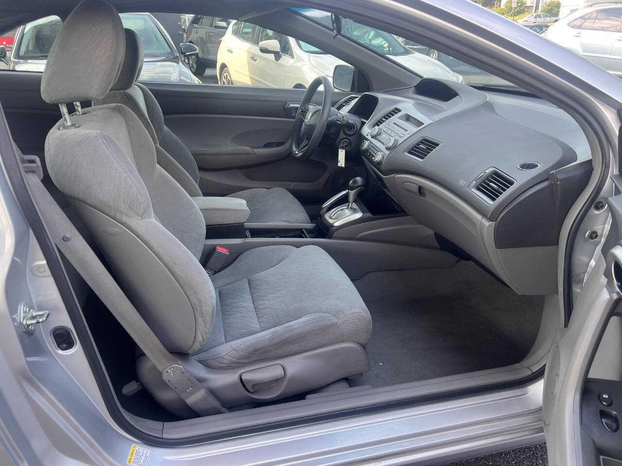 Used 2006 Honda Civic LX image 10