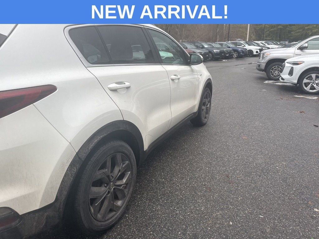 Used 2021 Kia Sportage S image 9