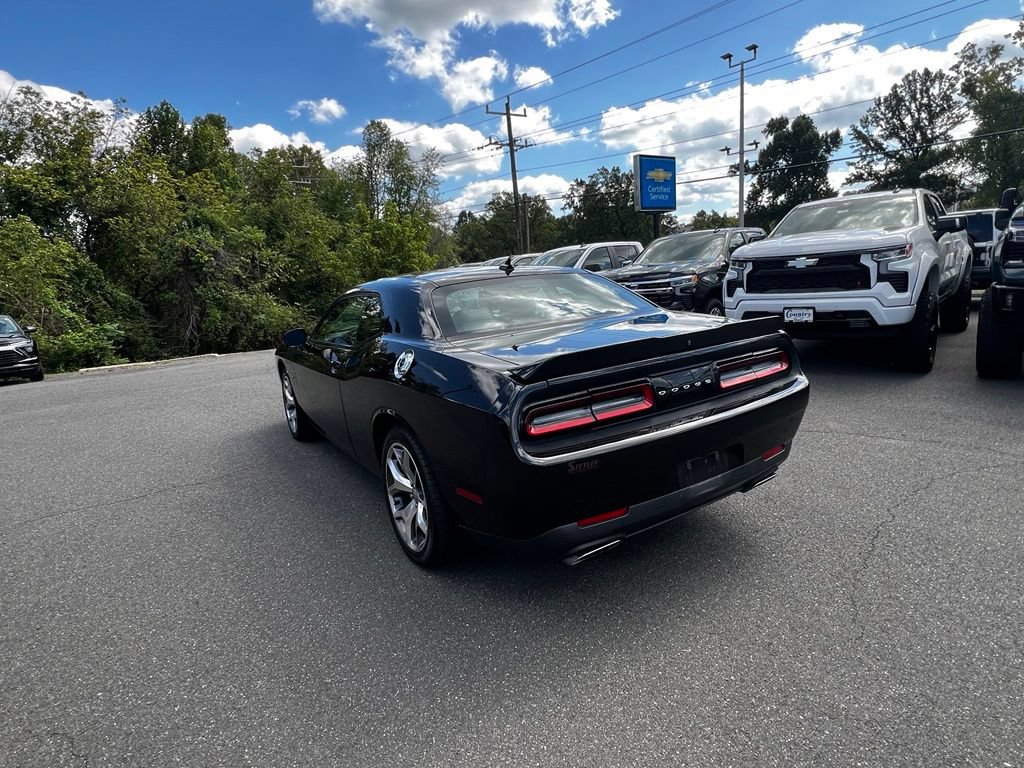 Used 2016 Dodge Challenger R/T Plus RWD image 7