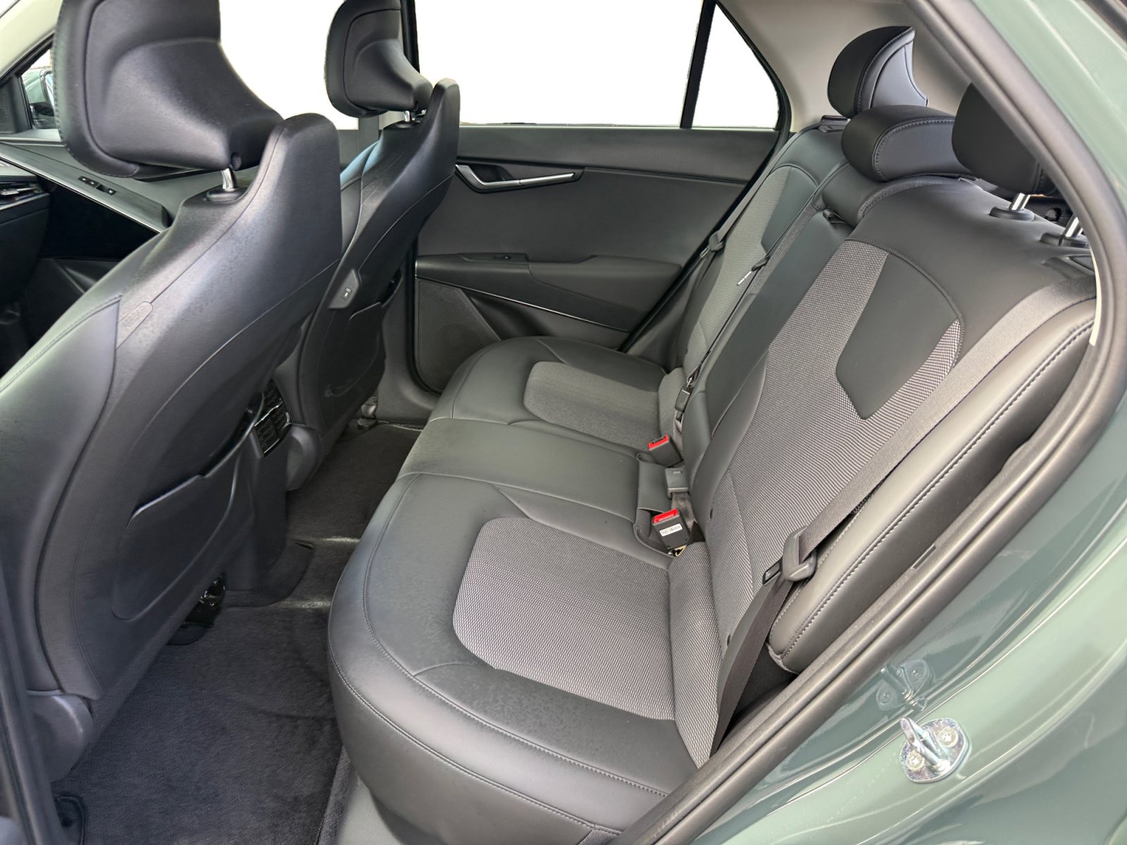 Used 2024 Kia Niro Wind FWD image 16