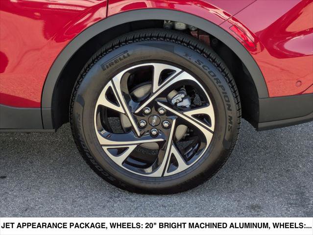 New 2024 Lincoln Nautilus Premier w/ Jet Appearance Package image 6