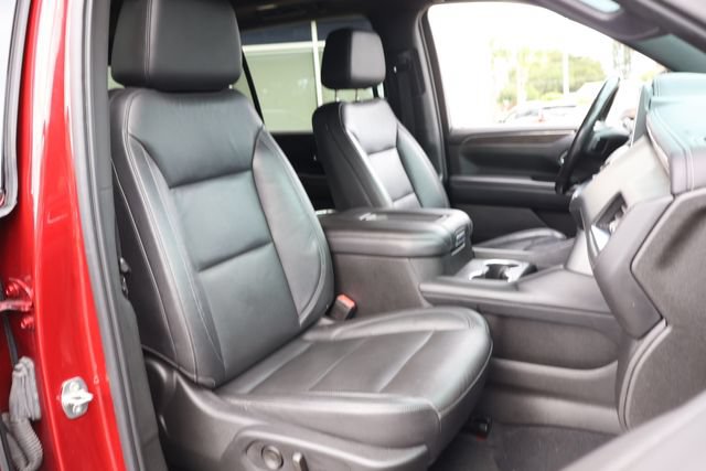 Used 2021 Chevrolet Suburban LT w/ LT Signature Package RWD image 22