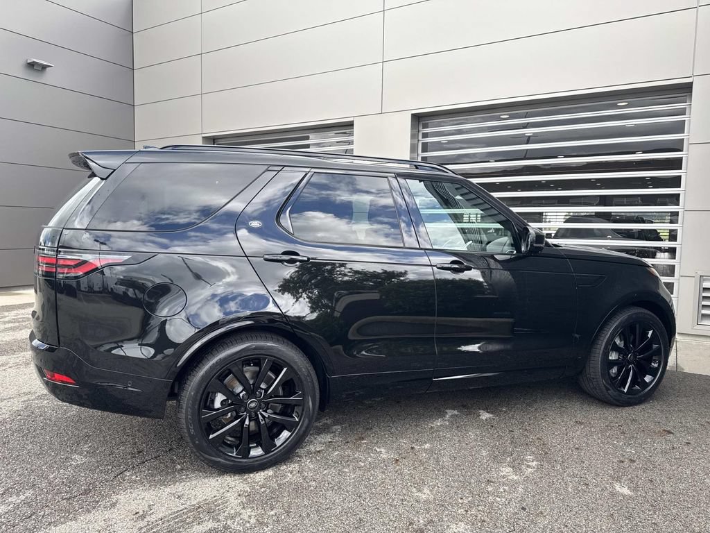 New 2026 Land Rover Discovery Dynamic SE AWD/4WD image 8